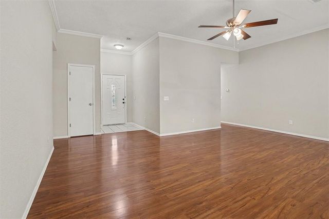 10109 S Hillcrest Drive, Oklahoma City, OK 73159