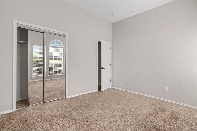 10109 S Hillcrest Drive, Oklahoma City, OK 73159