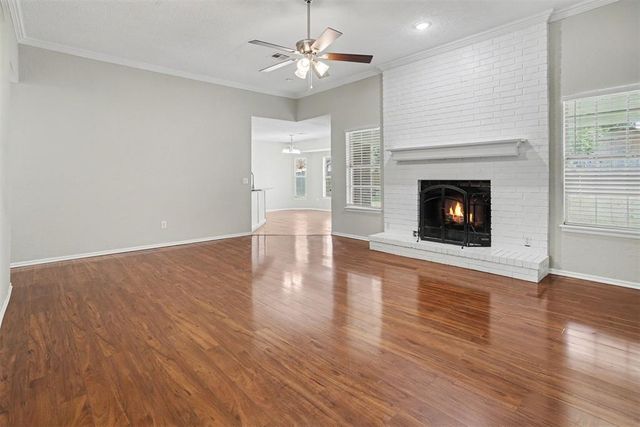 10109 S Hillcrest Drive, Oklahoma City, OK 73159