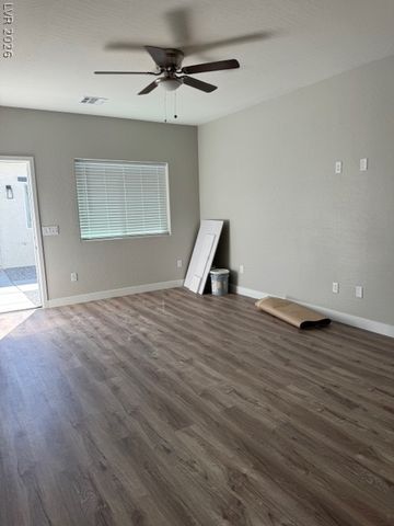 1060 Hall Avenue, Pahrump, NV 89048