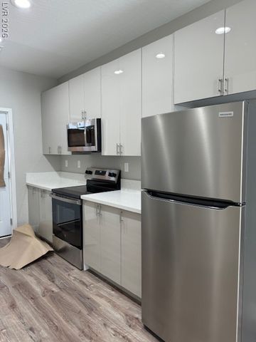 1060 Hall Avenue, Pahrump, NV 89048