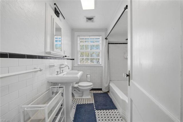 301 Douglas AVE, Portsmouth, VA 23707