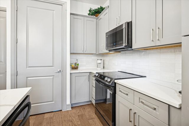 2700 Old Denton Road 3346, Carrollton, TX 75007