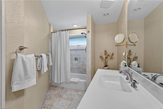419 48th ST, Virginia Beach, VA 23451