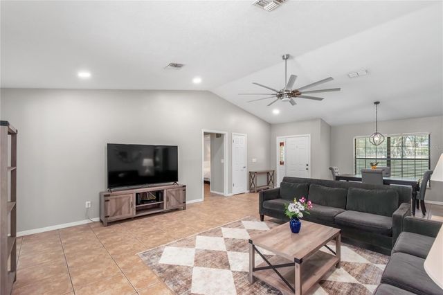 10 CARRY BACK ROAD, Ocala, FL 34482