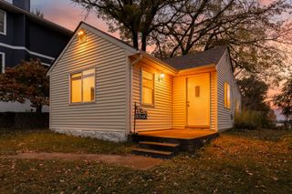 2340 Ives Lane N, Plymouth, MN 55441