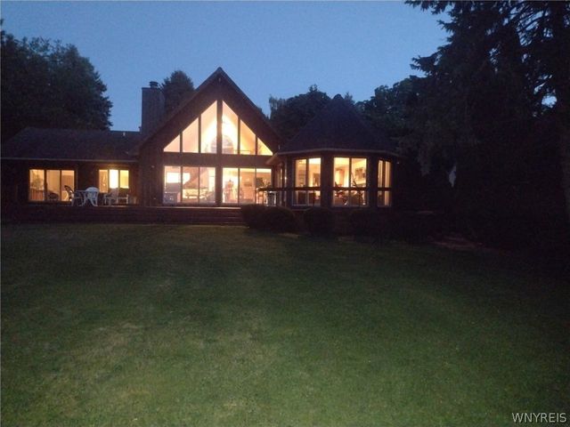 4759 East Lake Road, Wilson, NY 14028