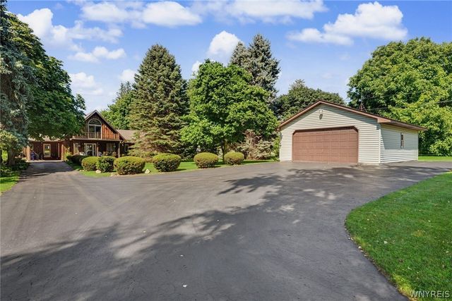 4759 East Lake Road, Wilson, NY 14028
