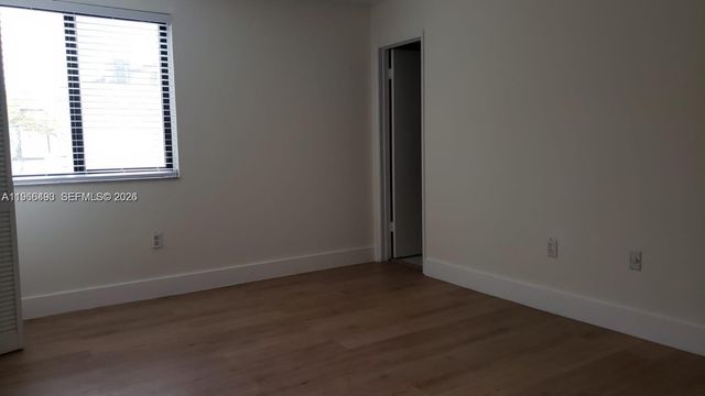 10221 Fontainebleau Blvd 203, Miami, FL 33172