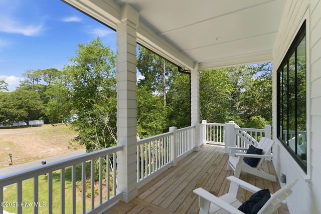 104 SW 29th Street, Oak Island, NC 28465