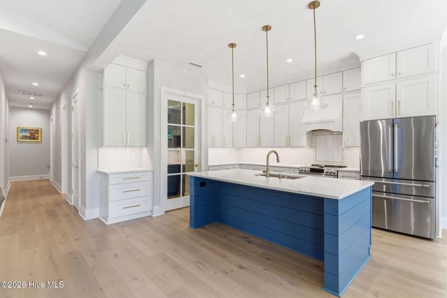 104 SW 29th Street, Oak Island, NC 28465