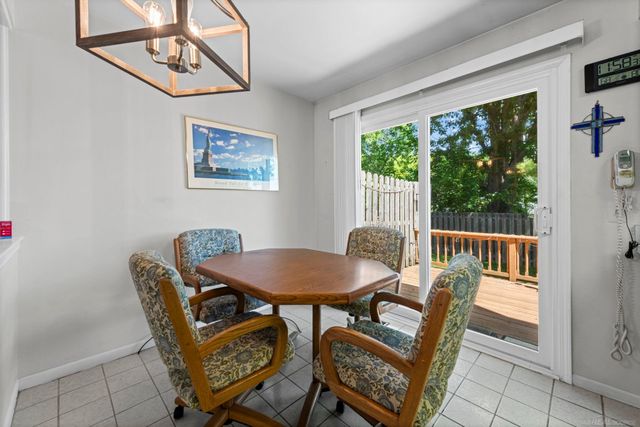 500 Pineview Court, St Clair Shores, MI 48081