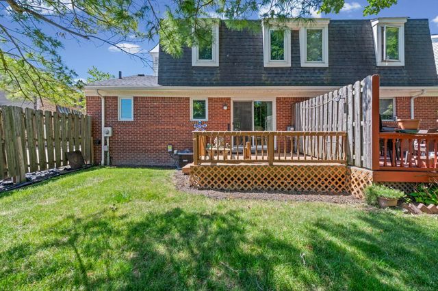 500 Pineview Court, St Clair Shores, MI 48081