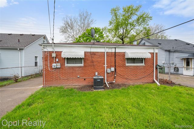 4845 Dudley Street, Dearborn Heights, MI 48125
