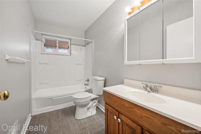 4845 Dudley Street, Dearborn Heights, MI 48125