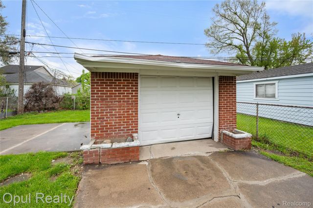 4845 Dudley Street, Dearborn Heights, MI 48125