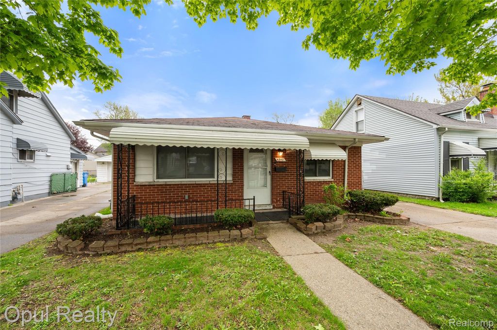4845 Dudley Street, Dearborn Heights, MI 48125