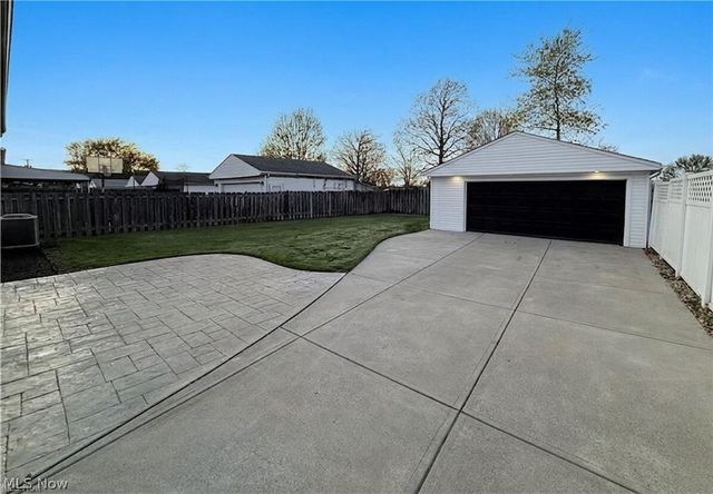 14306 Parkman Boulevard, Brook Park, OH 44142