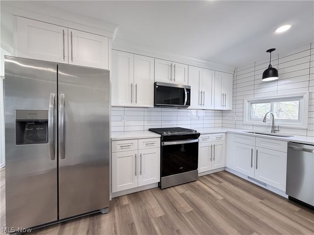 14306 Parkman Boulevard, Brook Park, OH 44142