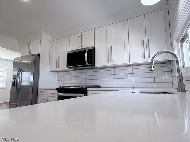 14306 Parkman Boulevard, Brook Park, OH 44142