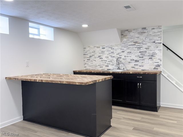 14306 Parkman Boulevard, Brook Park, OH 44142