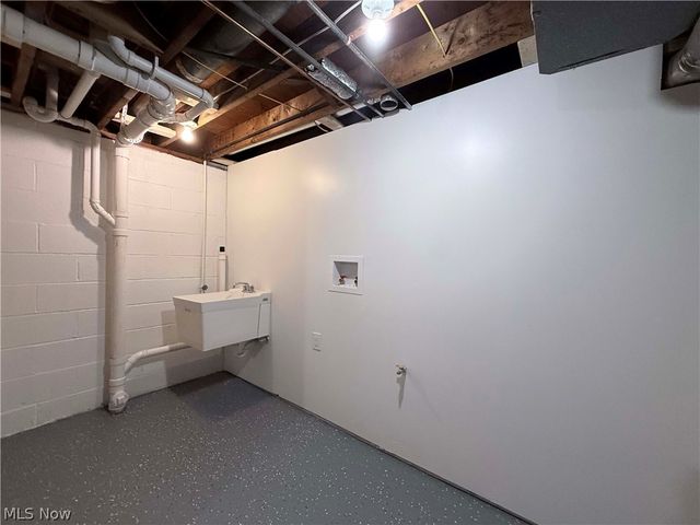 14306 Parkman Boulevard, Brook Park, OH 44142