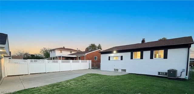 14306 Parkman Boulevard, Brook Park, OH 44142