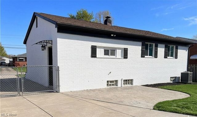 14306 Parkman Boulevard, Brook Park, OH 44142