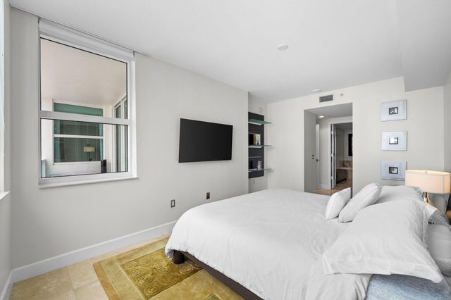 350 SE 2ND Street 2040, Fort Lauderdale, FL 33301