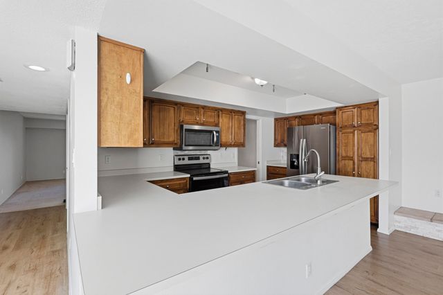 9009 Hilton Avenue NE, Albuquerque, NM 87111