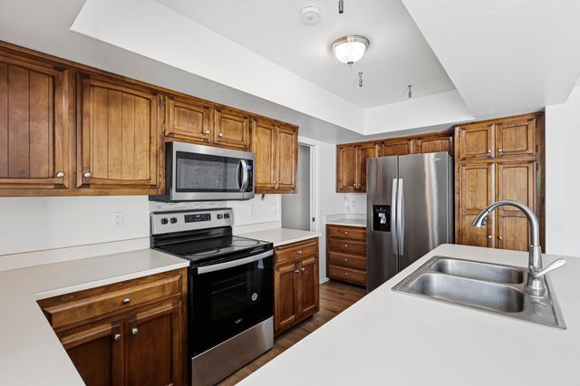 9009 Hilton Avenue NE, Albuquerque, NM 87111