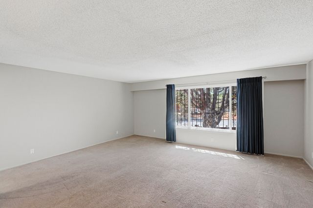 9009 Hilton Avenue NE, Albuquerque, NM 87111