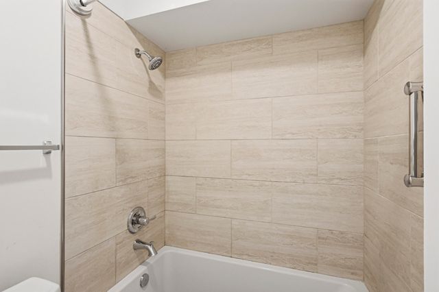 9009 Hilton Avenue NE, Albuquerque, NM 87111