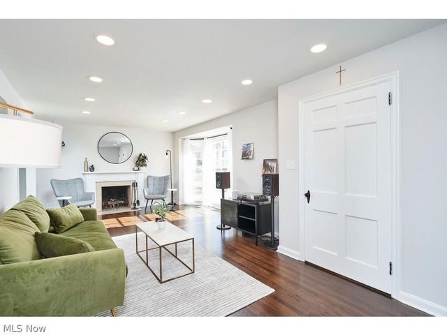 3645 Meadowbrook Boulevard, University Heights, OH 44118