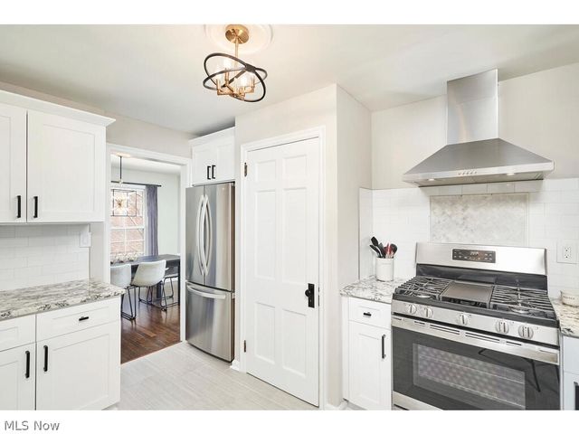 3645 Meadowbrook Boulevard, University Heights, OH 44118