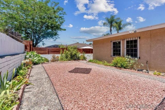 6343 Jeff St, San Diego, CA 92115