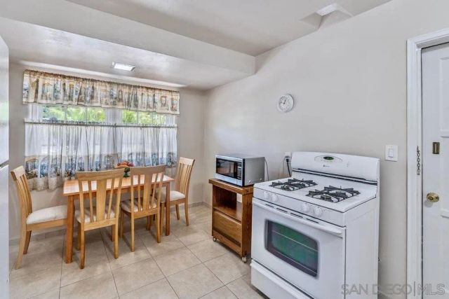 6343 Jeff St, San Diego, CA 92115