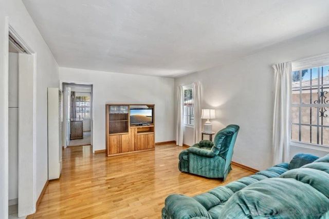 6343 Jeff St, San Diego, CA 92115