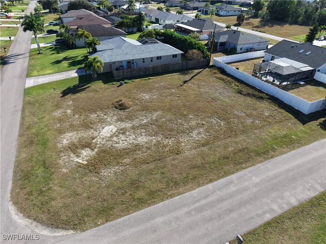 1128 SW 22nd TER, Cape Coral, FL 33991