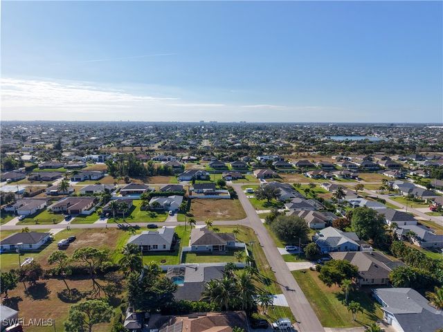 1128 SW 22nd TER, Cape Coral, FL 33991