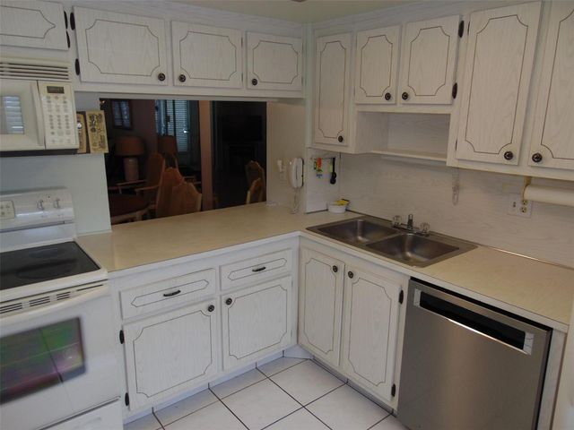 9788 Marina Boulevard 313, Boca Raton, FL 33428