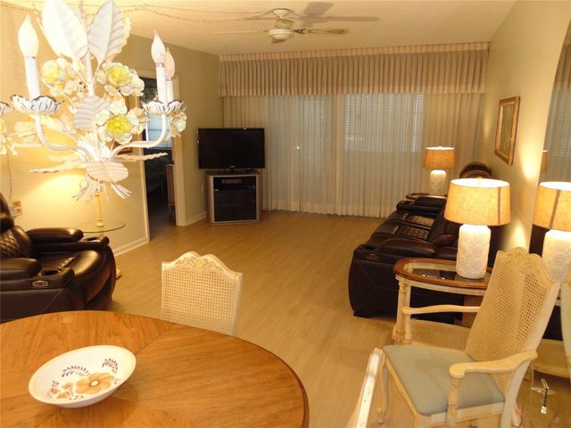 9788 Marina Boulevard 313, Boca Raton, FL 33428