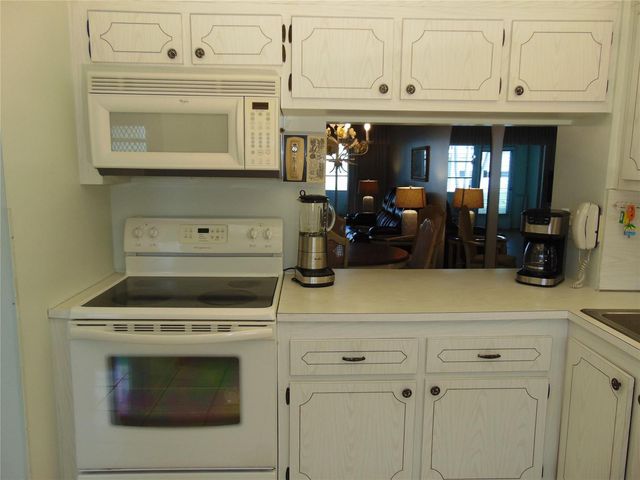 9788 Marina Boulevard 313, Boca Raton, FL 33428