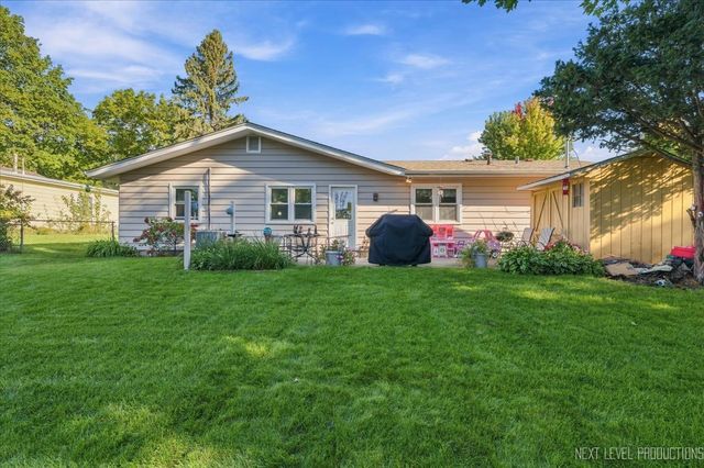 410 Harmony Drive, North Aurora, IL 60542
