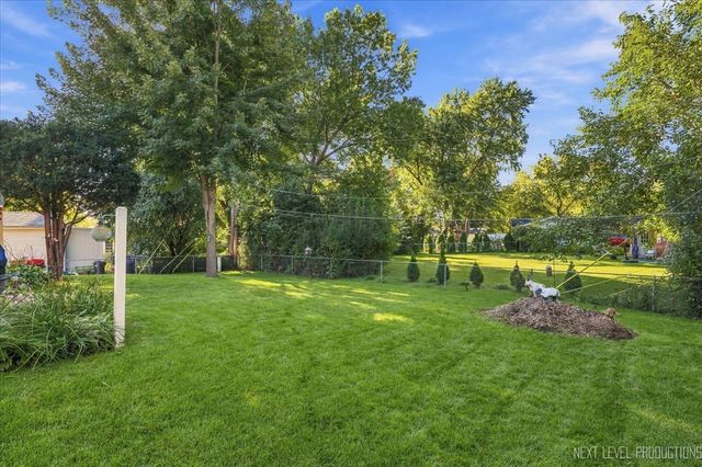 410 Harmony Drive, North Aurora, IL 60542