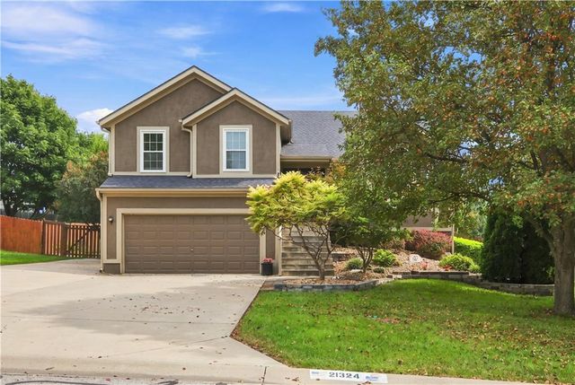 21324 W 51st Court, Shawnee, KS 66226
