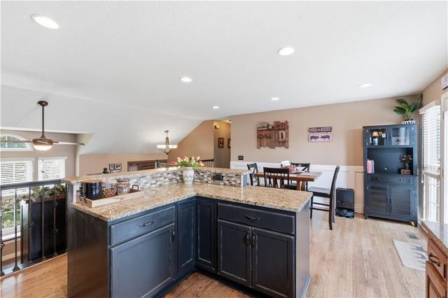 21324 W 51st Court, Shawnee, KS 66226