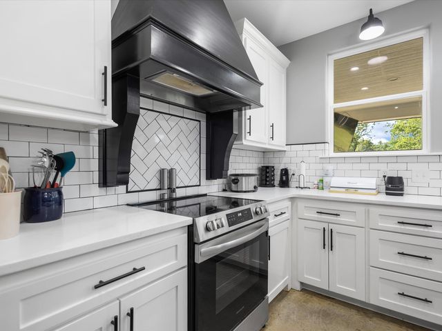 1562 Willow Oak Rd, Gladewater, TX 75647