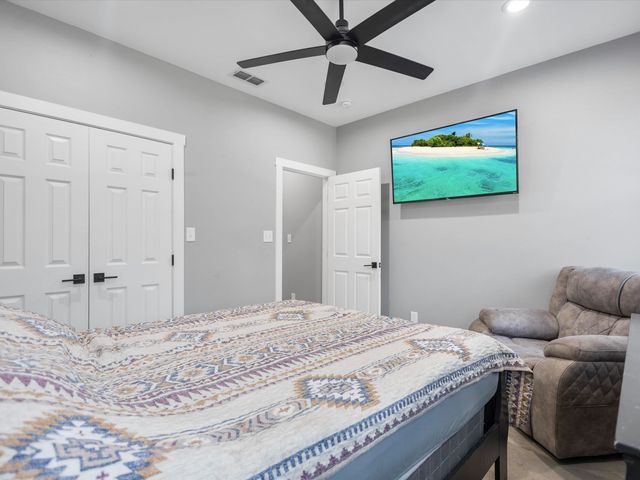 1562 Willow Oak Rd, Gladewater, TX 75647