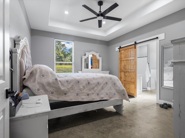 1562 Willow Oak Rd, Gladewater, TX 75647